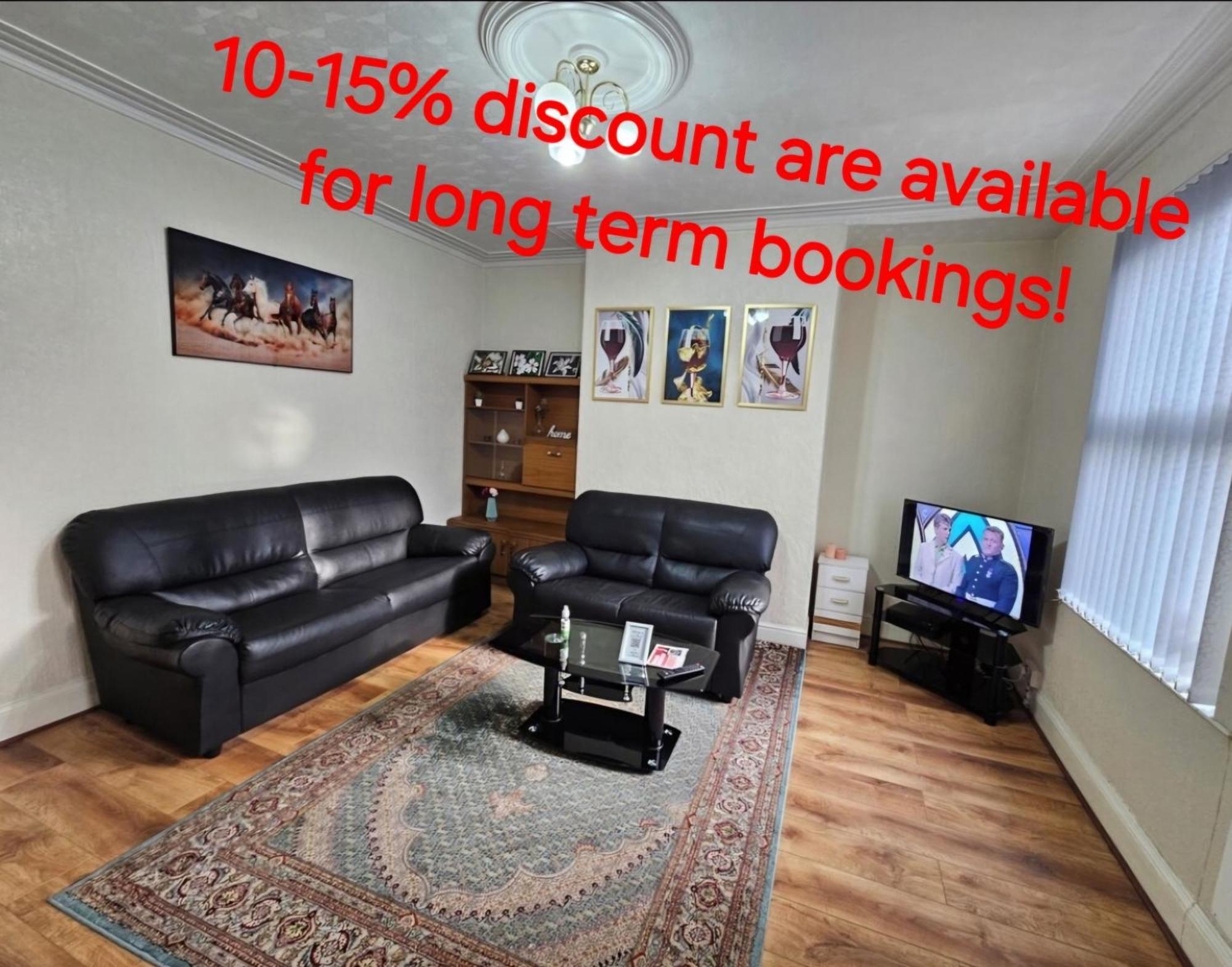 Spacious Two Bedroom House, Parking And Wifi Leeds  Exterior foto